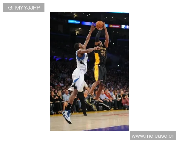 米切尔首节火力全开6投5中三分3中3独揽13分助攻抢断齐飞