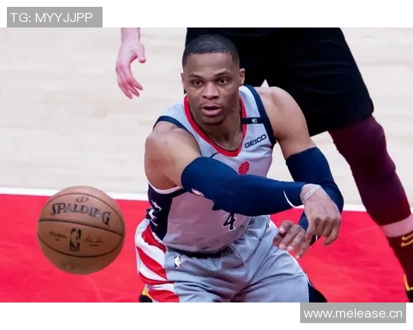 格莱姆斯三分雨倾城全场24分助球队锁定胜局